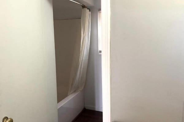 Foto van 1 Slaapkamer Appartement Met Keuken - Vakantiehuis in Seneca Falls NY - BathRoom