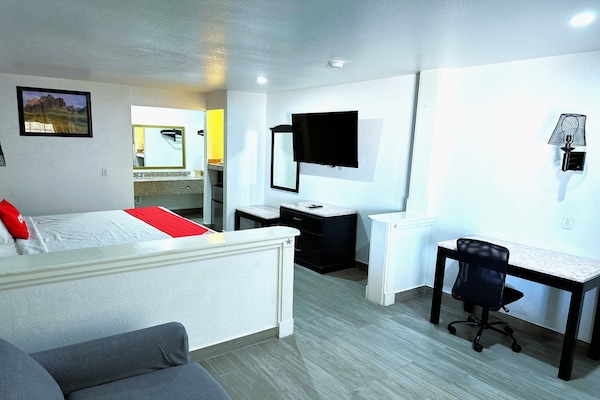 Foto van 1 Slaapkamer Suite Met Een Bubbelbad - Vakantiehuis in Three Rivers TX - BedRoom