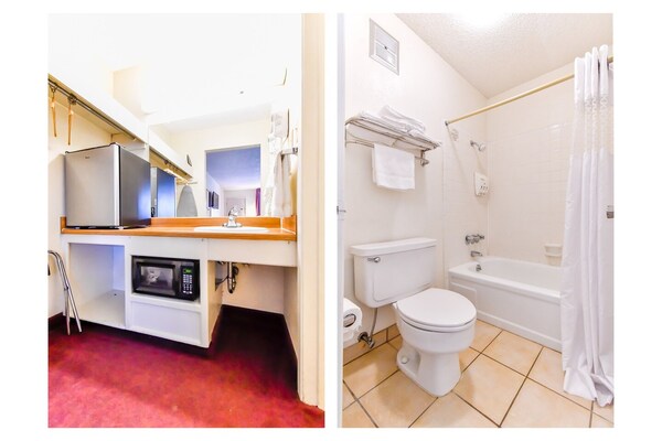 Foto van Premium camper met 2 tweepersoonsbedden | Tyler TX - BathRoom