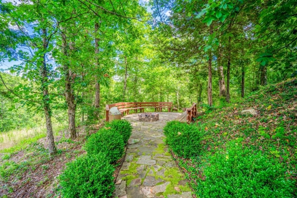 Foto van Premium King Room met bubbelbad - Vakantiehuis in Eureka Springs - Outdoor