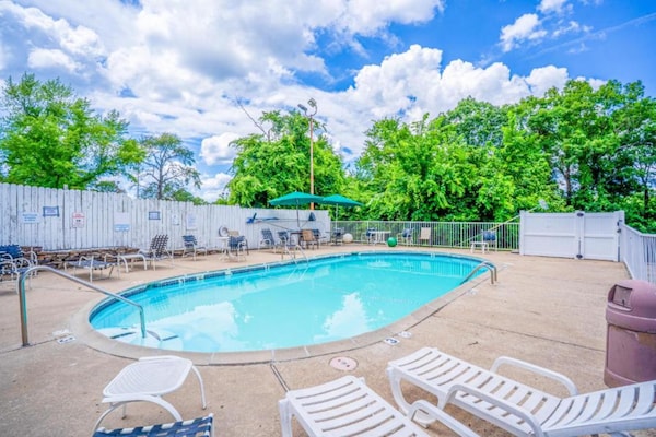 Foto van Premium King Room met bubbelbad - Vakantiehuis in Eureka Springs - HotelSwimmingPool