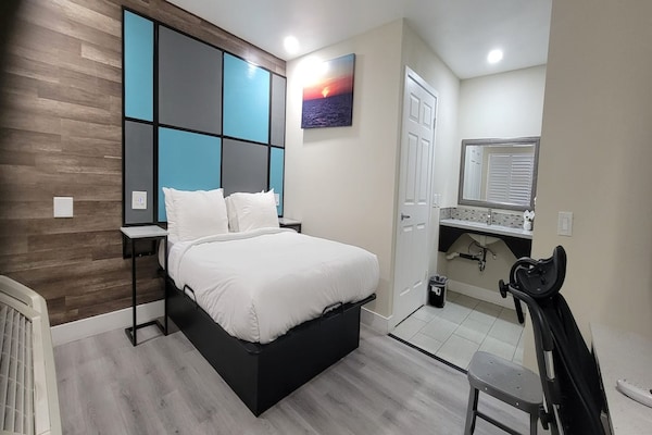 Foto van Toegankelijk tweepersoonsbed (Queen size)|Nsmk - Vakantiehuis in Victorville CA - BedRoom