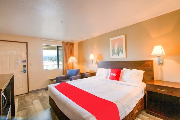 Foto van Queensize bed | Niet roken - Vakantiehuis in Woodland WA - BedRoom