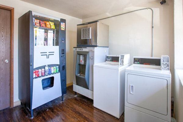 Foto van Queensize bed | Niet roken - Vakantiehuis in Woodland WA - Kitchen