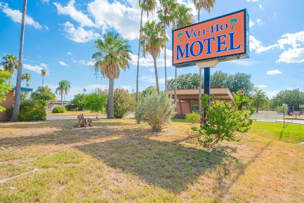 Foto van Weslaco TX | 2 volledige bedden - Vakantiehuis in Weslaco TX - ExteriorSummer
