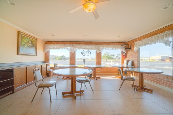 Foto van Weslaco TX | 2 volledige bedden - Vakantiehuis in Weslaco TX - FloorPlan