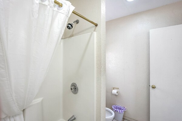 Foto van Yuma AZ | Gezellig tweepersoonsbed - Vakantiehuis in Yuma AZ - BathRoom