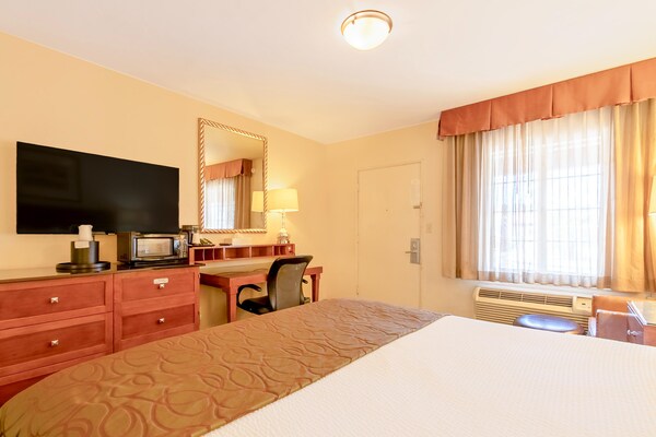 Foto van Queensize bed|Nsmk|Yuma AZ - Vakantiehuis in Yuma AZ - BedRoom