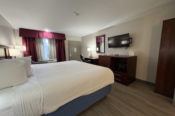 Foto van 1 Suite Met Kingsize Bed, Rokende Jacuzzi - Vakantiehuis in Hampton, SC - BedRoom