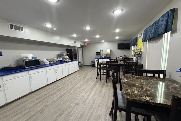 Foto van 1 Suite Met Kingsize Bed, Rokende Jacuzzi - Vakantiehuis in Hampton, SC - FloorPlan