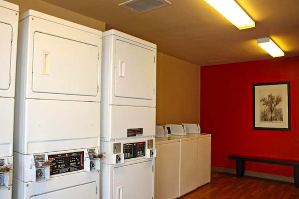 Foto van 1 Kingsize Bed | Niet-roken, Keuken - Vakantiehuis in Huntsville AL - Facilities
