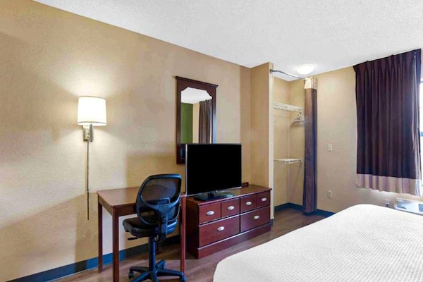 Foto van 1 Queensize Bed | Niet-roken, Keuken - Vakantiehuis in Huntsville AL - Facilities