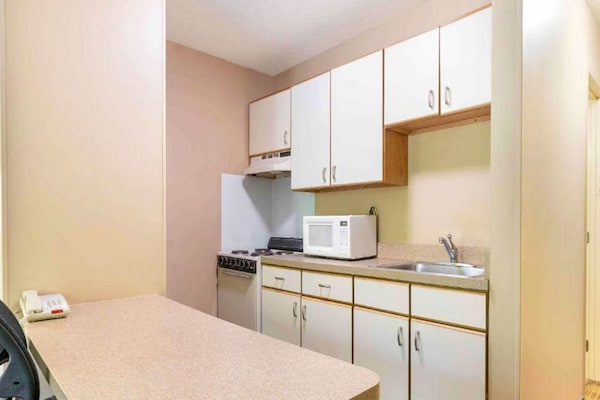 Foto van 1 Queensize Bed | Niet-roken, Keuken - Vakantiehuis in St. Louis MO - Kitchen