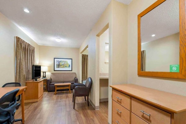 Foto van 1 Queensize Bed | Niet-roken, Keuken - Vakantiehuis in St. Louis MO - Facilities
