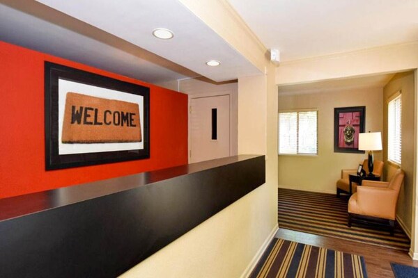 Foto van 1 Queensize Bed | Niet-roken, Keuken - Vakantiehuis in St. Louis MO - Facilities