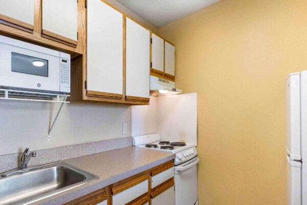 Foto van 1 Queensize Bed | Niet-roken, Keuken - Vakantiehuis in St. Louis MO - Kitchen
