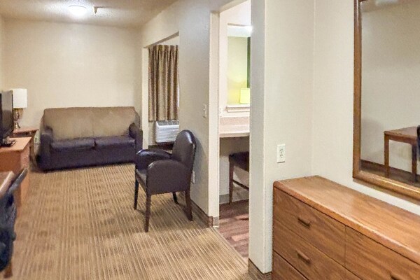 Foto van 1 Queensize Bed | Niet-roken, Magnetronkoelkast - Vakantiehuis in Greenville SC - Facilities