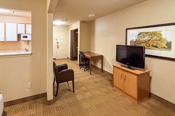 Foto van 1 Queensize Bed | Mob Acc Tub Ste Nsmk Sb Micfri - Vakantiehuis in Greenville SC - Facilities