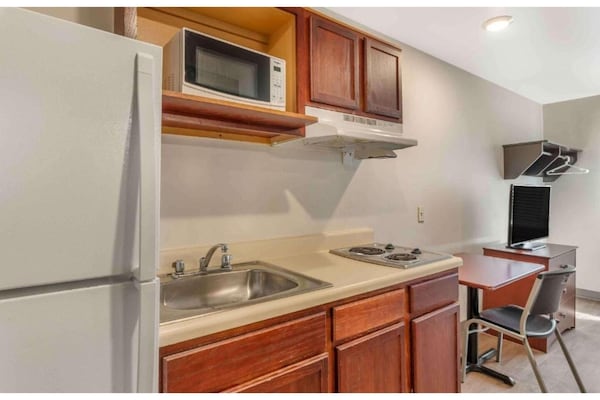 Foto van 1 Queensize Bed | Niet-roken, Keuken - Vakantiehuis in Little Rock AR - Facilities