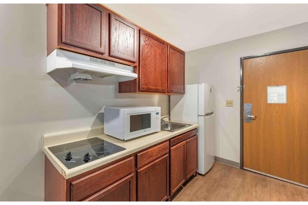 Foto van Studio 6 Little Rock | King Hearing Access, Keuken | NSMK - Facilities
