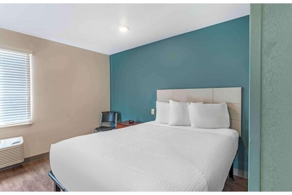 Foto van Studio 6 Little Rock | King Hearing Access, Keuken | NSMK - BedRoom
