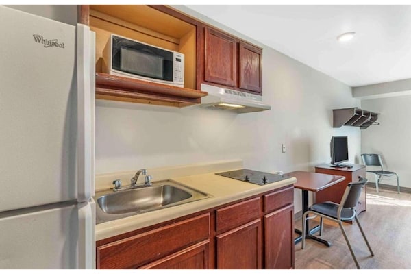 Foto van Studio 6 Little Rock | King Hearing Access, Keuken | NSMK - Facilities