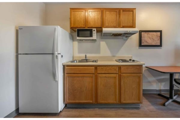 Foto van Studio 6 Fort Myers | Gezellig tweepersoonsbed, NSMK | Keuken - Kitchen