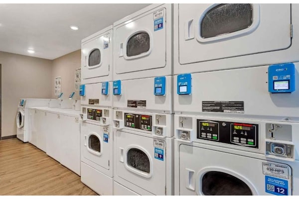 Foto van Studio 6 Fort Myers | Gezellig tweepersoonsbed, NSMK | Keuken - Facilities