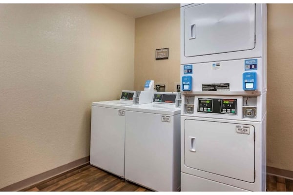 Foto van 1 Kingsize Bed | Niet-roken, Keuken - Vakantiehuis in Jacksonville - Facilities