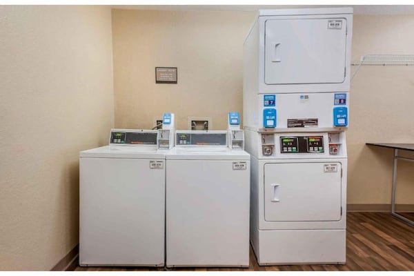 Foto van 1 Kingsize Bed | Suite, Nsmk, Keuken, Slaapbank - Vakantiehuis in Jacksonville - Facilities