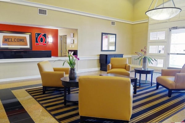 Foto van 1 Kingsize Bed | Suite, Nsmk, Keuken, Slaapbank - Vakantiehuis in Jacksonville - FloorPlan