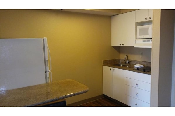 Foto van 1 Tweepersoonsbed | Ada/bad/niet-roken/keuken - Vakantiehuis in Jacksonville - Kitchen
