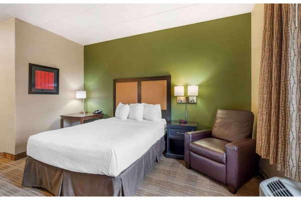 Foto van Gezellig kingsize bed, Nsmk|Keuken|Douche|Studio 6 Chicago - BedRoom