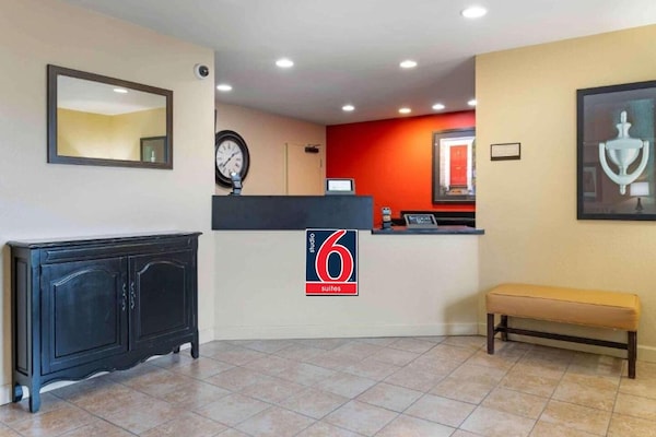 Foto van 1 Queensize Bed | Niet-roken, Keuken - Vakantiehuis in South Bend IN - FloorPlan