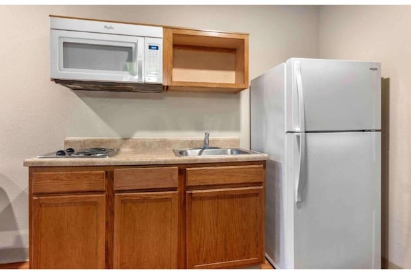 Foto van 1 Tweepersoonsbed | Ada/bad/niet-roken/keuken - Vakantiehuis in Shreveport LA - Kitchen