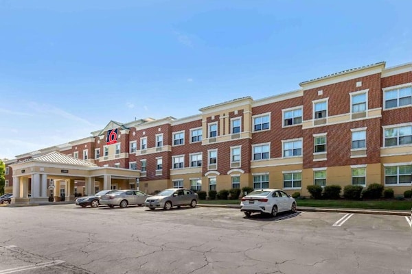 Foto van Studio 6 Gaithersburg|1 Queensize bed|Nmsk|Slaapbank|Keuken - ExteriorSummer