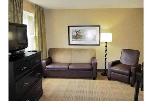 Foto van Studio 6 Gaithersburg|Spacious King|Gehoor|Keuken - Vakantiehuis in Baltimore MD - BedRoom