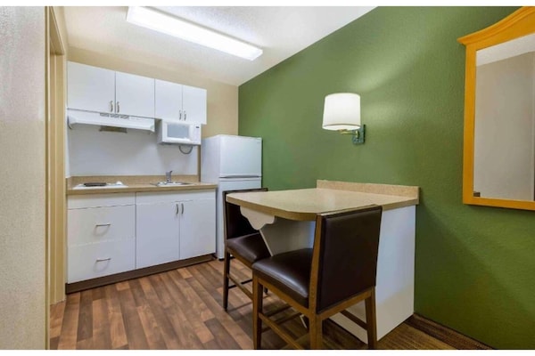 Foto van 1 Queensize Bed | Niet-roken, Keuken - Vakantiehuis in Baltimore MD - Kitchen