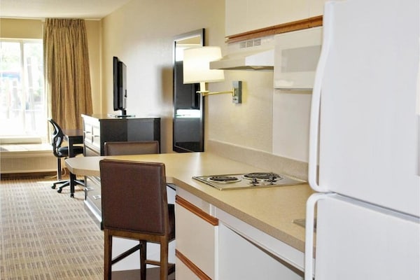 Foto van 1 Queensize Bed | Niet-roken, Keuken - Vakantiehuis in Minneapolis MN - Kitchen