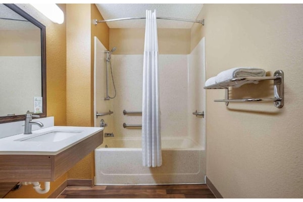 Foto van 1 Queensize Bed | Niet-roken, Keuken - Vakantiehuis in Jackson - BathRoom
