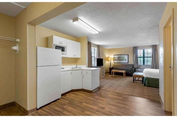 Foto van Studio 6 Buffalo | 1 tweepersoonsbed, NSMK | Keuken - BedRoom