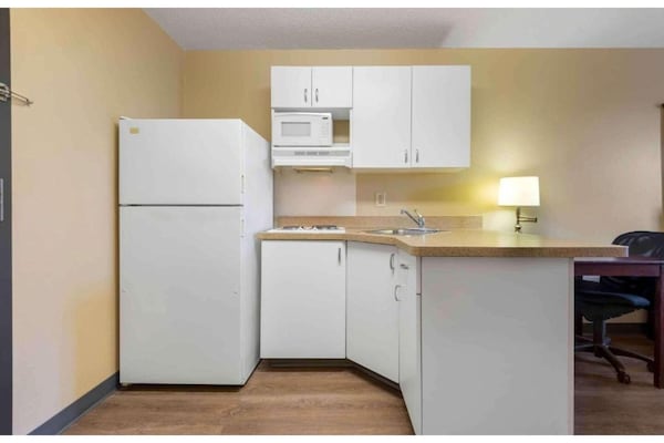 Foto van ADA Studio 6 Buffalo|Queensize bed|RI Douche|Nsmk Keuken - Kitchen