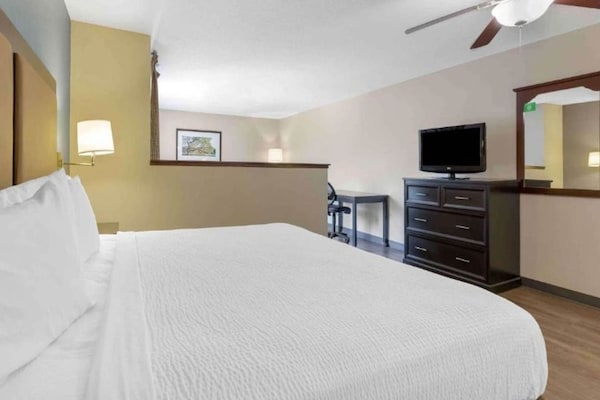 Foto van 1 tweepersoonsbed (queensize) | Toegankelijk voor - Vakantiehuis in Fishkill - BedRoom