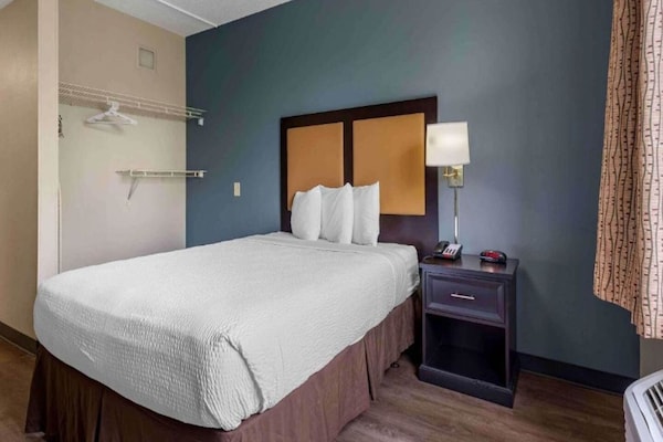 Foto van 1 tweepersoonsbed (queensize) | Toegankelijk voor - Vakantiehuis in Fishkill - BedRoom