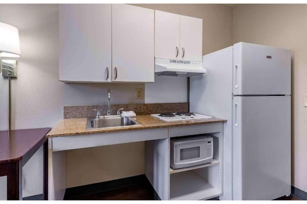 Foto van 1 Kingsize Bed | Niet-roken, Keuken, Douche - Vakantiehuis in Fishkill - Kitchen