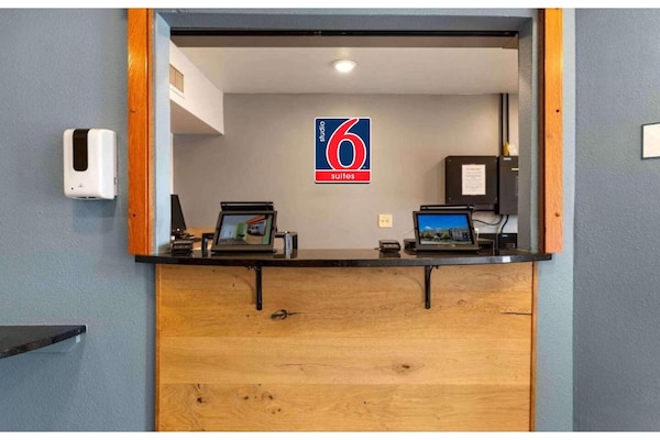 Foto van Relax Full Bed, Nsmk| Kitchen|Studio 6 Sharonville - FloorPlan