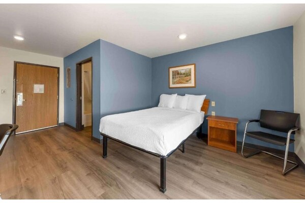 Foto van 1 Tweepersoonsbed | Roken, Keuken - Vakantiehuis in Oklahoma City OK - BedRoom