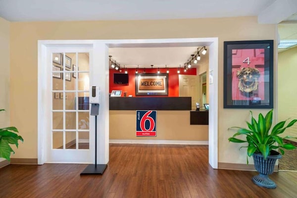 Foto van 1 Koninginbed | Suite, Nsmk, Keuken - Vakantiehuis in Philadelphia - FloorPlan