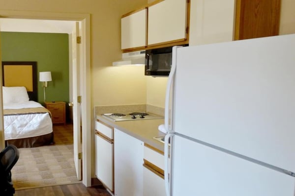 Foto van 1 Queensize Bed | Niet-roken, Keuken, Slaapbank - Vakantiehuis in Philadelphia - BedRoom