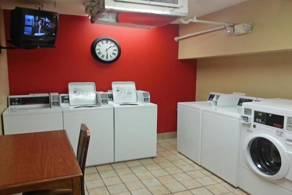 Foto van 1 Kingsize Bed | Niet-roken, Keuken - Vakantiehuis in Memphis - Facilities